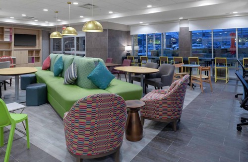 Centennial Hotel | 28 m² Hotel ∙ 127 guests