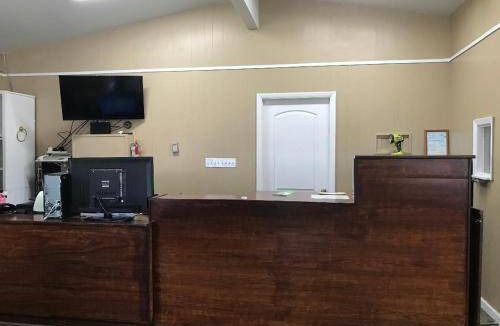 Longmont Hotel | 28 m² Motel ∙ 3 guests