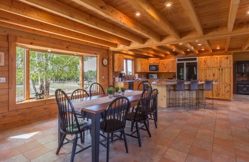 Ridgway House | 280 m² House ∙ 3 bedrooms ∙ 8 guests