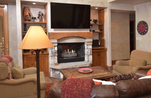Beaver Creek Condo | 282 m² Condo ∙ 4 bedrooms ∙ 10 guests