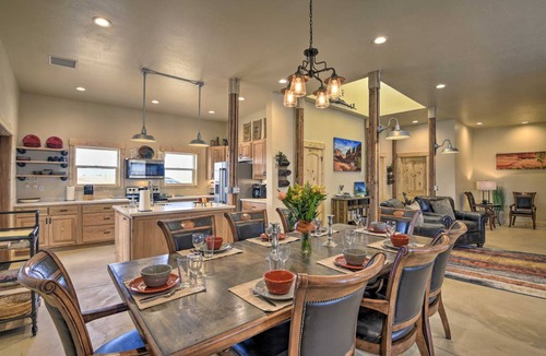 Lewis House | 284 m² House ∙ 4 bedrooms ∙ 12 guests