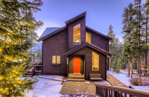 Forest Hills House | 288 m² House ∙ 3 bedrooms ∙ 8 guests