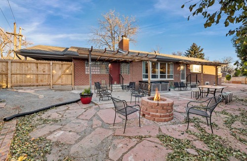 Mid-Lakewood House | 290 m² House ∙ 7 bedrooms ∙ 16 guests