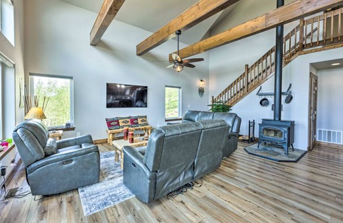 Cripple Creek House | 295 m² House ∙ 4 bedrooms ∙ 11 guests