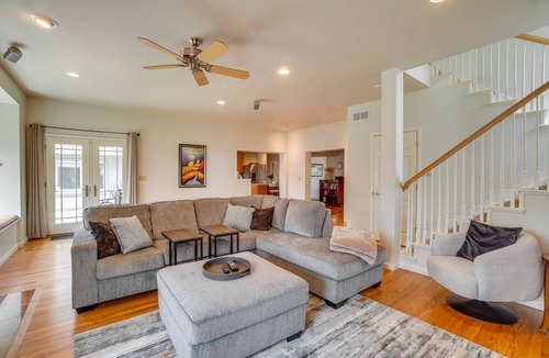 University Hills House | 296 m² House ∙ 5 bedrooms ∙ 10 guests
