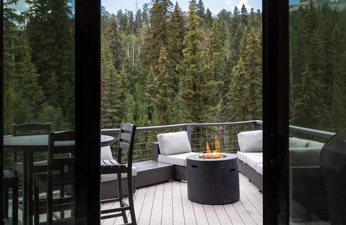 Columbine Lake House | 297 m² House ∙ 4 bedrooms ∙ 12 guests