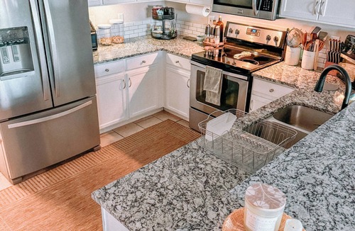 Gateway House | 2BD 2.5BR Private Gated Lakefront Denver Property near Airport and Downtown