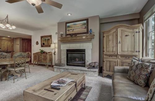 Edwards Apartment | 2Br- Arrowhead Village- Great Location And Gorgeous Condo Condo