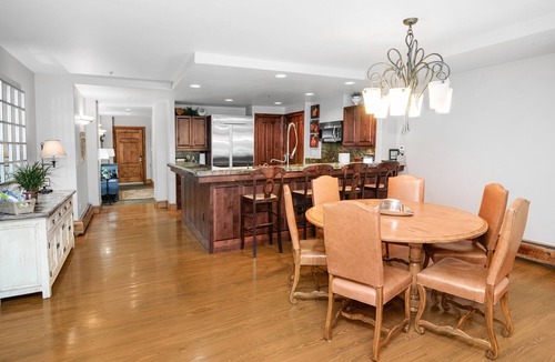 Beaver Creek Condo | 3 Bd, 4 Ba CONDO IN THE HEART OF BEAVER CREEK VLG