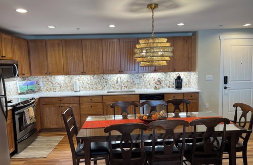 Silvercreek Condo | 3 Bed/Bath Updated Condo 50 Steps to Main Lift w/30-Foot Balcony Facing Ski Runs