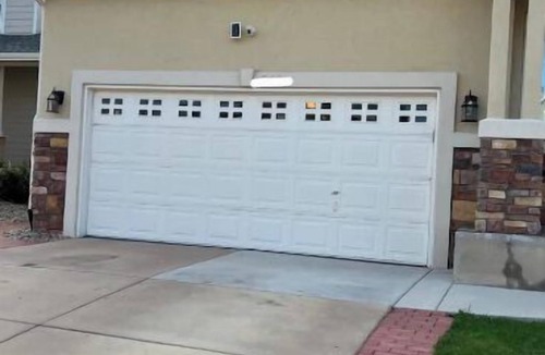 Colorado Springs House | 3 bedroom house 5 minutes away from the airport in Colorado Springs all for you.