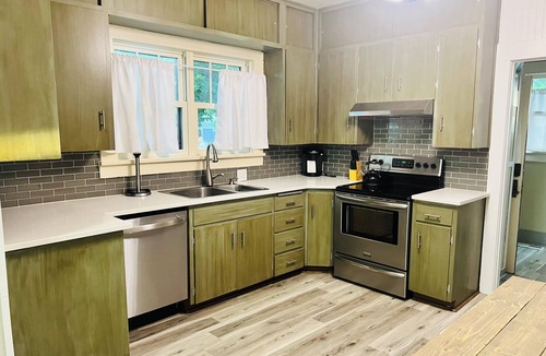 Louisville House | 3-bedroom house in charming Louisville with Hot Tub steps from Main Street
