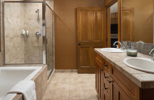 Peak 9 Resort | 3 Bedroom - Hyatt Main Street Station - Full Resort Access