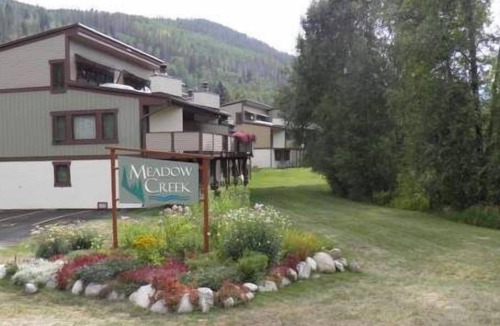 Intermountain House | 3-Bedroom Meadow Creek Townhome