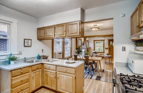 Congress Park House | 3 bedroom vacation home near Denver Botanic Gardens