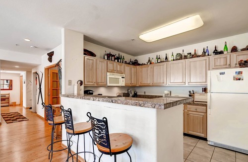 Mountain House Condo | 3 BR/3 BA; Walk to Lifts; Great View of the Slopes from 2 Balconies