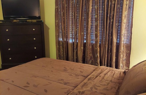 Troutman Park House | 3 BR house with deck and large back yard located on bike trail & public bus stop
