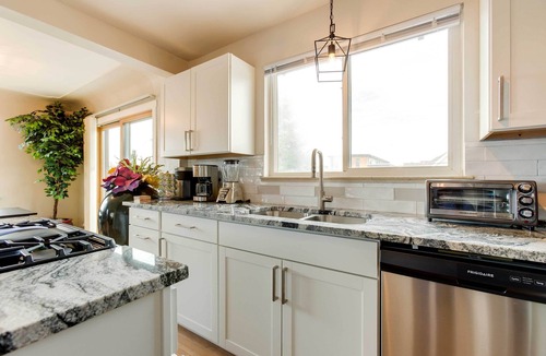 Cherry Creek House | 3 Mi to Denver Zoo: Cherry Creek Duplex!