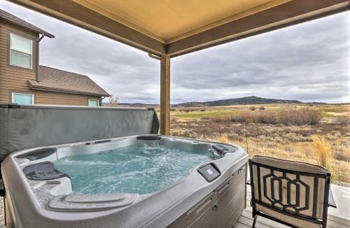Grand Elk Ranch House | 3 Mi to Granby Ranch Home with Hot Tub and Mtn Views!
