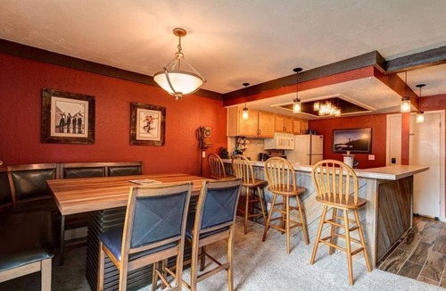 Historic District Condo | 3 MINUTE WALK TO MAIN STREET. 5 Minute Walk To Gondola.