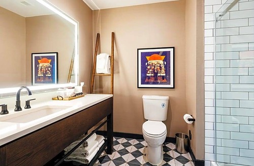 Golden Hotel | 3-Star Hotel ∙ Origin Red Rocks, a Wyndham Hotel