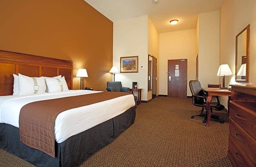 Trinidad Hotel | 3-Star Hotel ∙ Holiday Inn Express & Suites Trinidad, an IHG Hotel