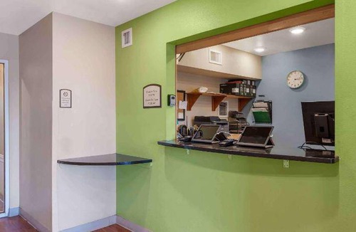 West Colorado Springs Hotel | 300 m² Hotel ∙ 127 guests