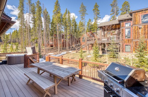Warrior's Mark West House | 307 m² House ∙ 3 bedrooms ∙ 8 guests