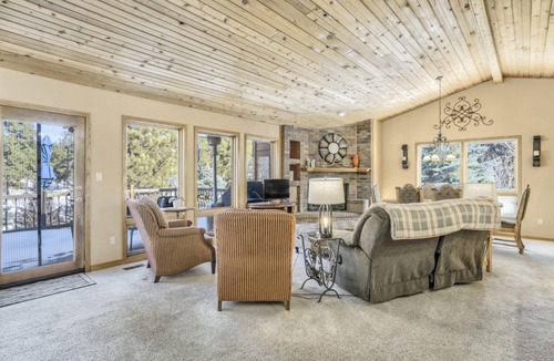 Woodmoor House | 311 m² House ∙ 4 bedrooms ∙ 10 guests