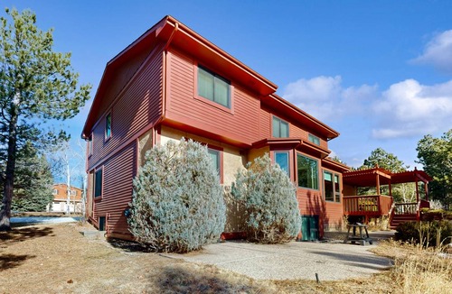 Monument House | 321 m² House ∙ 5 bedrooms ∙ 11 guests
