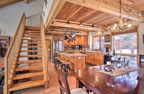 Breckenridge Park Estates House | 329 m² House ∙ 3 bedrooms ∙ 6 guests