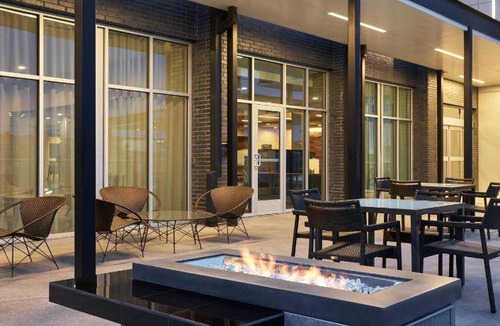 Aurora Hotel | 33 m² Hotel ∙ 127 guests