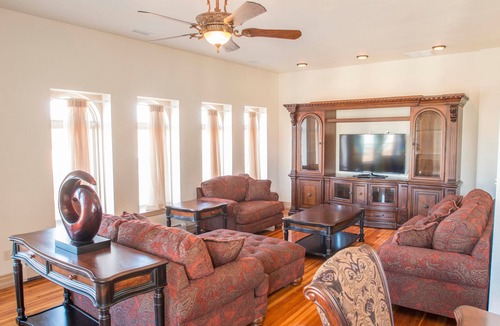 Pueblo Apartment | 330: GLT Hotel Pentouse Suite