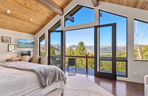 Windcliff Estates House | 334 m² House ∙ 4 bedrooms ∙ 10 guests