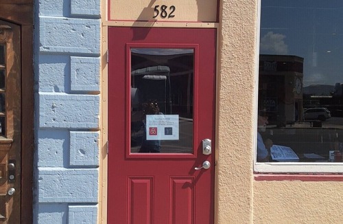 Del Norte Apartment | 34 miles from Wolf Creek Downtown One Bedroom Apartment