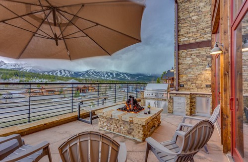 Breckenridge House | 344 m² House ∙ 4 bedrooms ∙ 12 guests