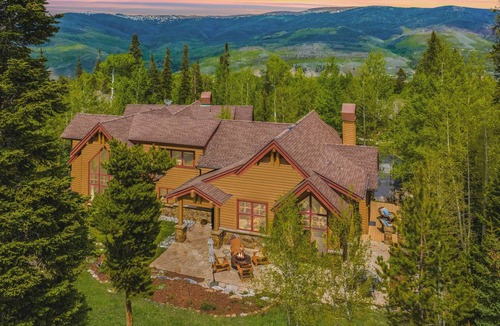 Three Peaks House | 349 m² House ∙ 4 bedrooms ∙ 10 guests
