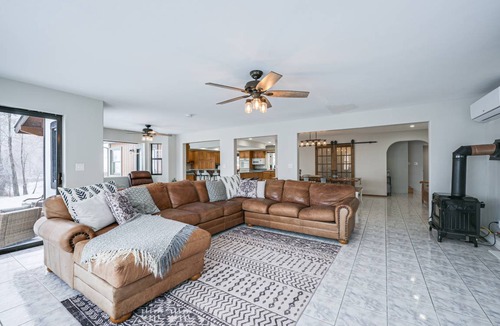 Bayfield House | 353 m² House ∙ 2 bedrooms ∙ 6 guests
