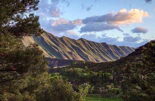 Glenwood Springs House | 357 m² House ∙ 5 bedrooms ∙ 10 guests