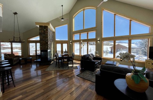 Crested Butte House | 362 m² House ∙ 7 bedrooms ∙ 22 guests