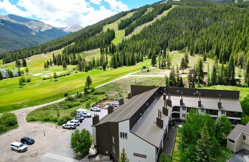 Copper Mountain Village Hotel | 37 m² Hotel ∙ 1 bedroom ∙ 2 guests