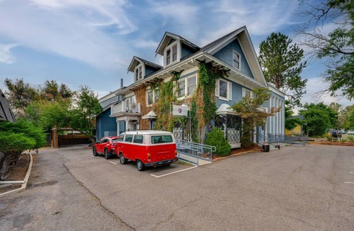Denver Apartment | 371 m² Apartment ∙ 2 bedrooms ∙ 7 guests