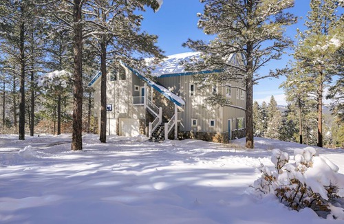 Pagosa Springs House | 371 m² House ∙ 5 bedrooms ∙ 6 guests