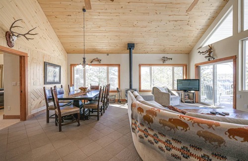Pagosa Springs House | 371 m² House ∙ 5 bedrooms ∙ 6 guests