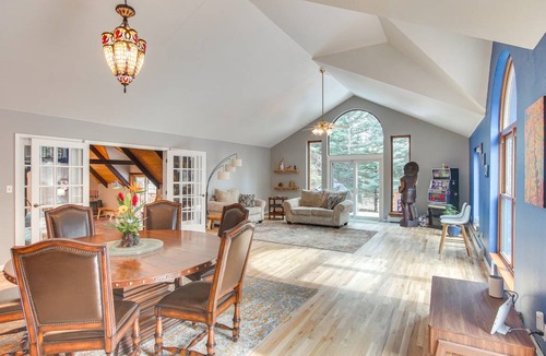 Nathrop House | 373 m² House ∙ 4 bedrooms ∙ 8 guests