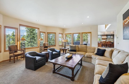 Woodmoor House | 375 m² House ∙ 5 bedrooms ∙ 10 guests
