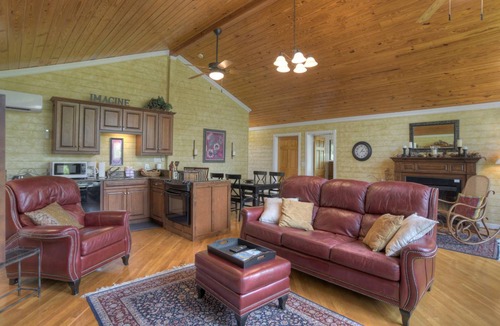 Durango House | 390 m² House ∙ 6 bedrooms ∙ 12 guests