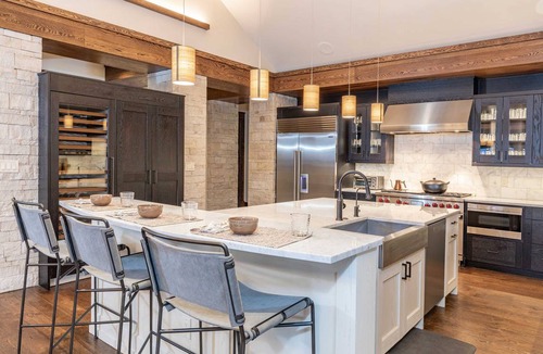 Mountain Village Apartment | 394 m² Apartment ∙ 4 bedrooms ∙ 10 guests