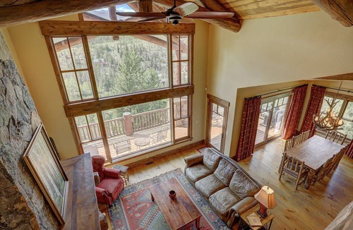 Breckenridge House | 398 m² House ∙ 5 bedrooms ∙ 12 guests