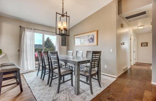 Southwest Colorado Springs House | 3BD Cheyenne Mountain Home w Hot Tub & Grill